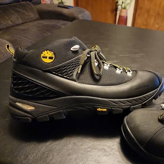timberland-negro-cm--20240207205520.jpeg